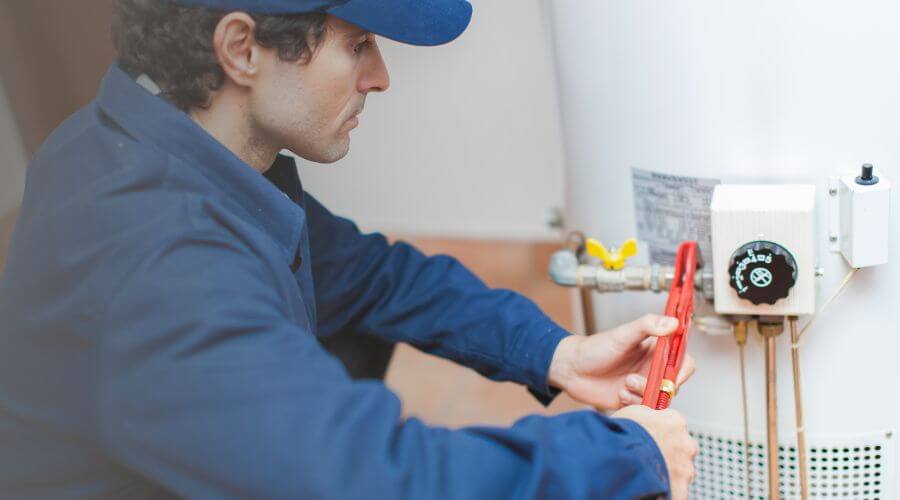 Local annual plumbing maintenance in Reddick, FL